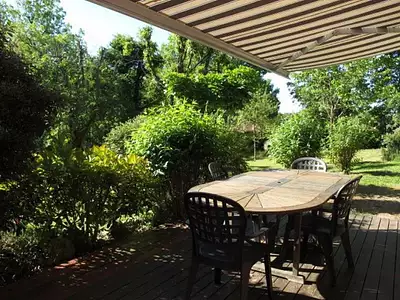 Maison, 596 m²