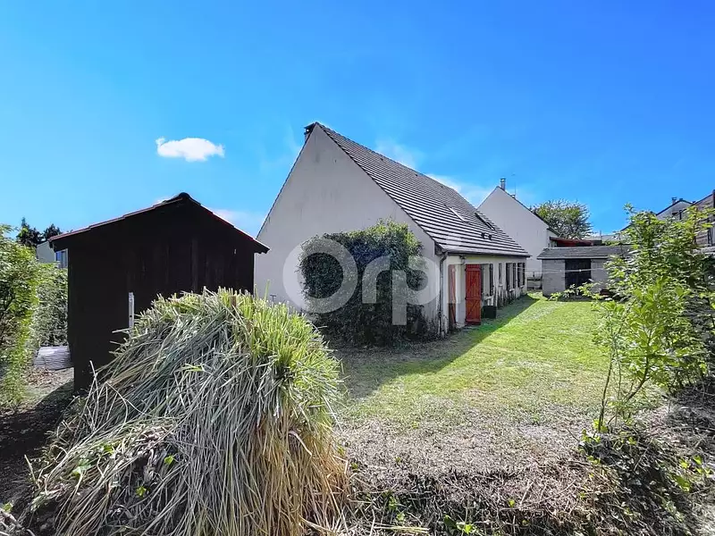 Maison, 166 m²