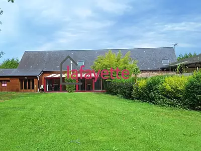 Maison, 1 000 m²