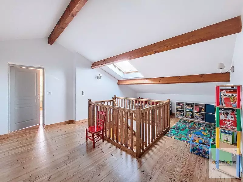 Maison, 235 m²