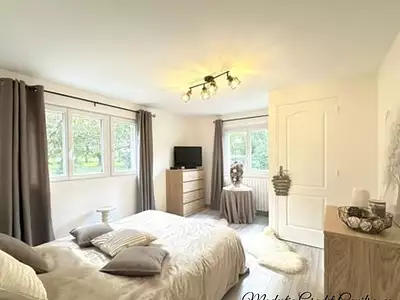Maison, 185 m²