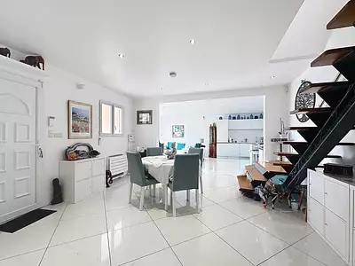 Maison, 159 m²