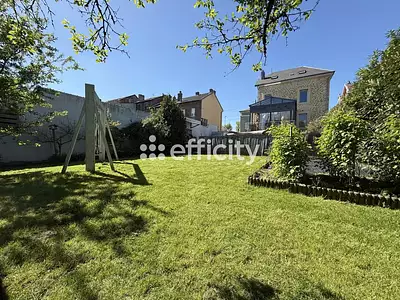 Maison, 190 m²