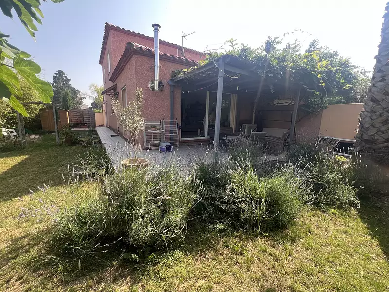 Maison, 101 m²