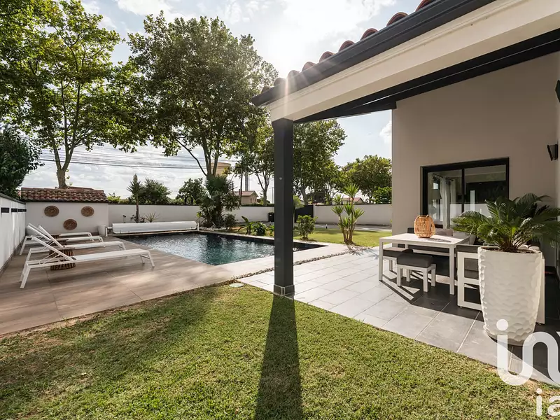 Maison, 144 m²