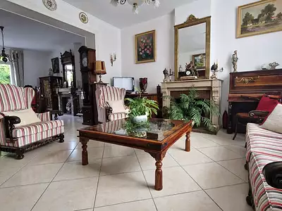 Maison, 191 m²