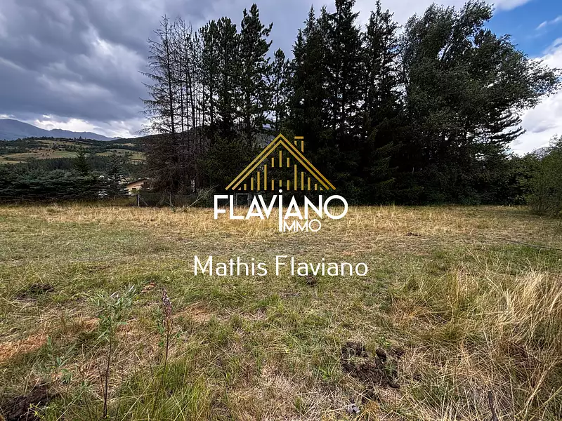 Terrain, 920 m²