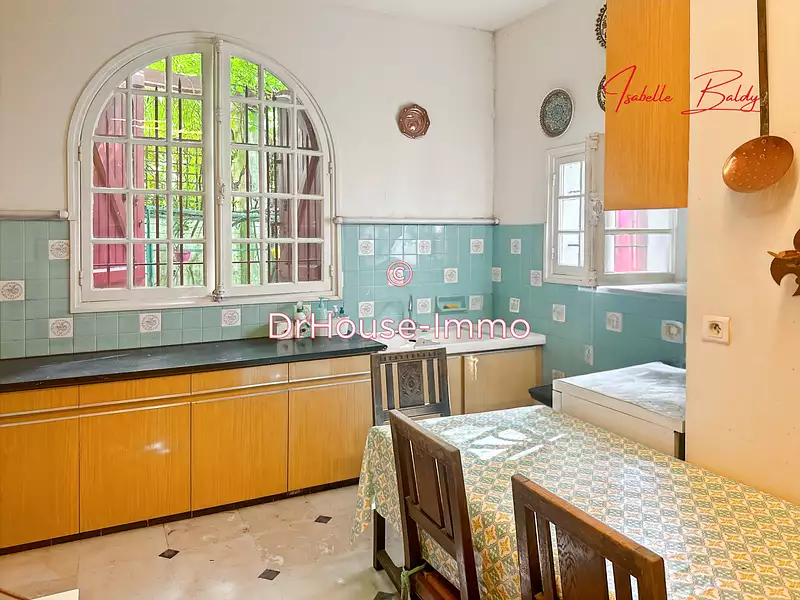 Maison, 370 m²