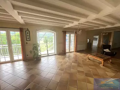 Maison, 267 m²