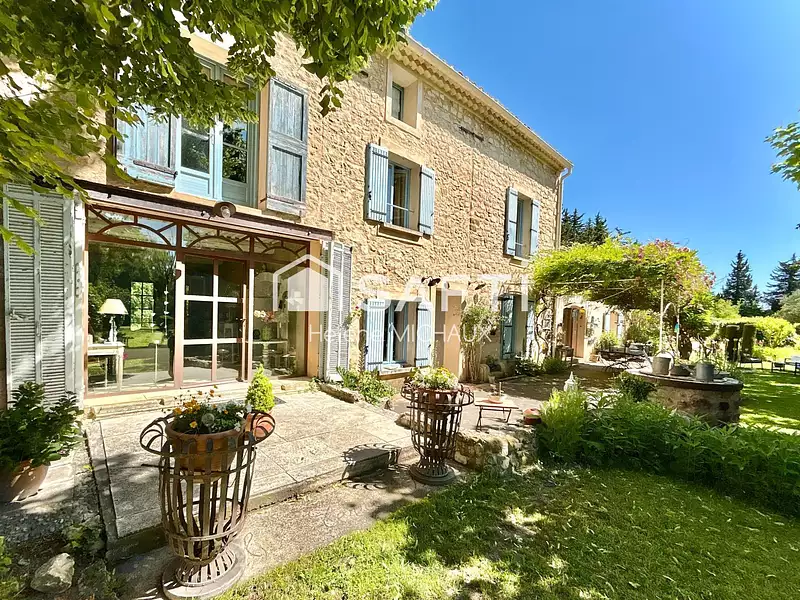 Maison, 400 m²