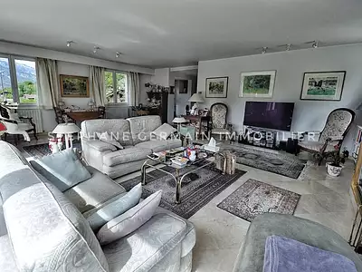 Maison, 225 m²