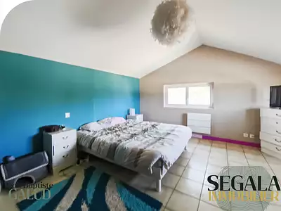 Maison, 275 m²
