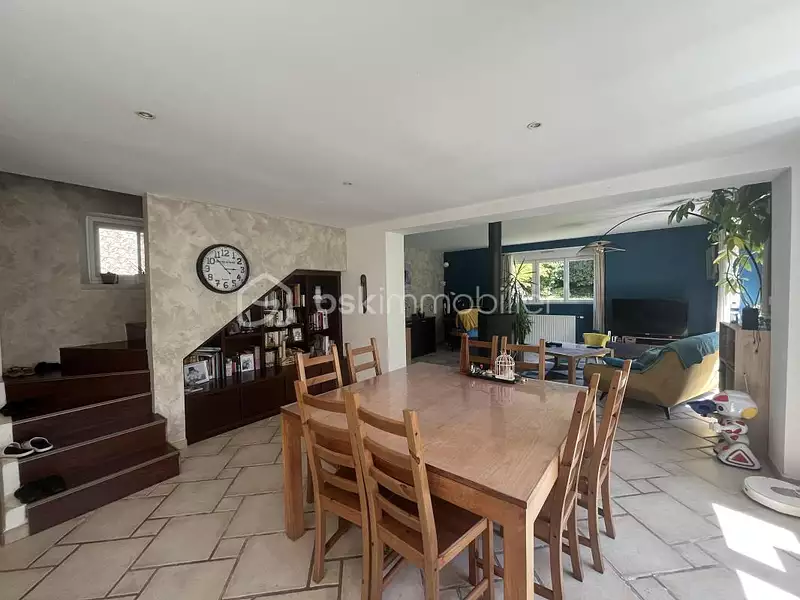 Maison, 168 m²