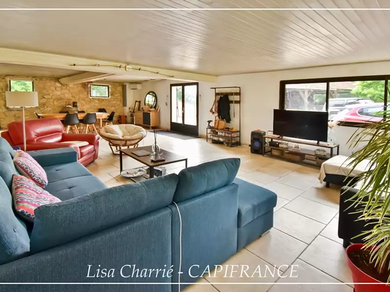 Maison, 164 m²