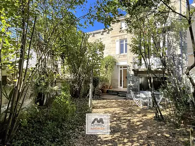 Maison, 232 m²