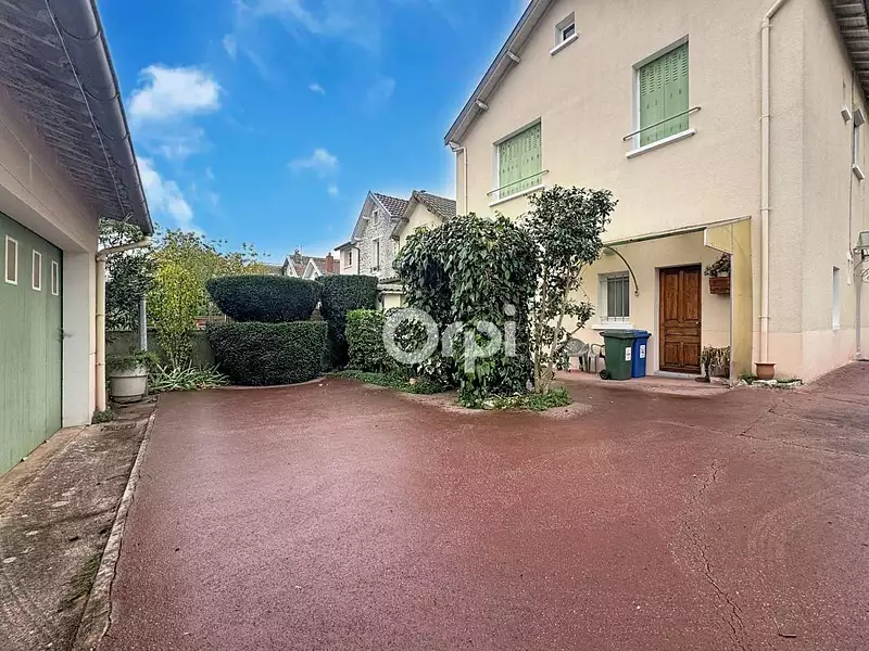 Maison, 137 m²