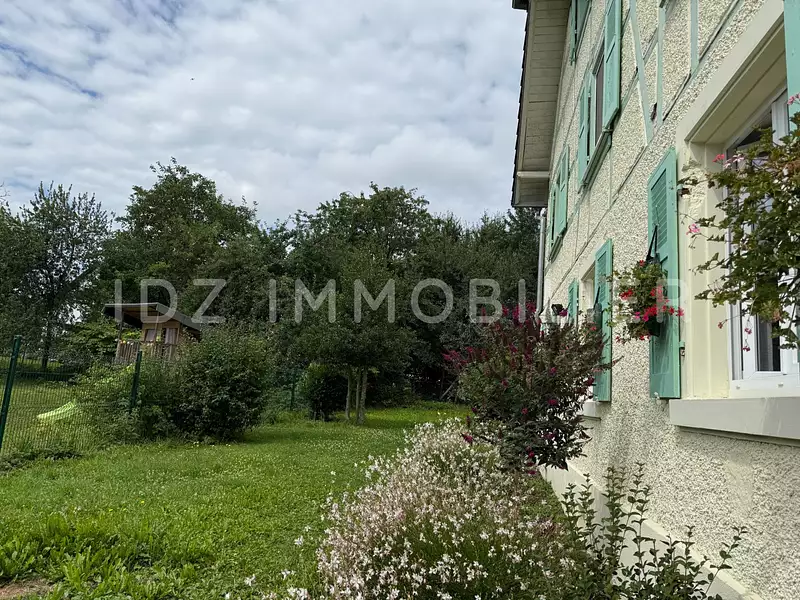 Maison, 252 m²