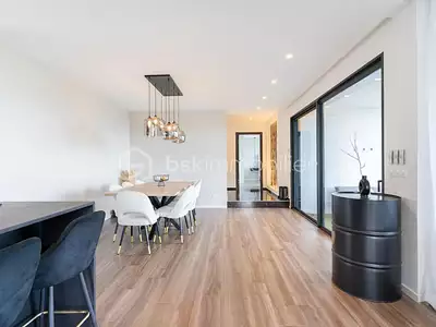 Maison, 184 m²
