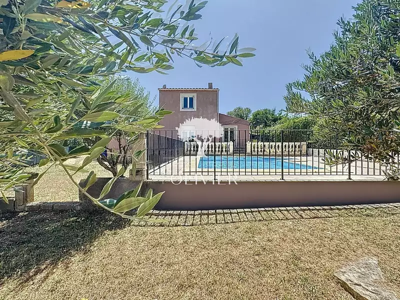 Maison, 115 m²