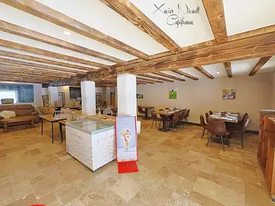 Maison, 560 m²