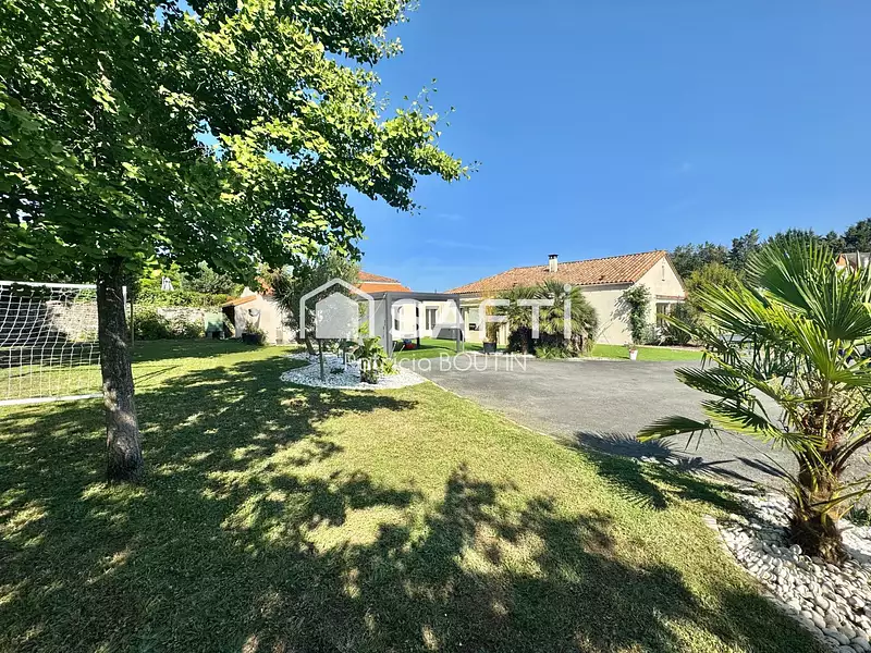 Maison, 182 m²