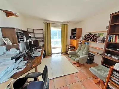 Maison, 225 m²