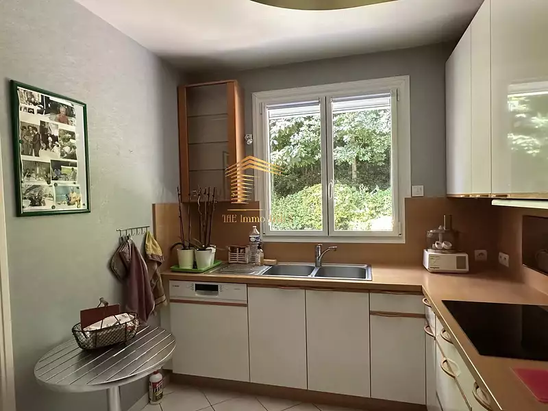 Maison, 180 m²