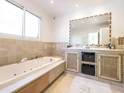 Maison, 200 m²