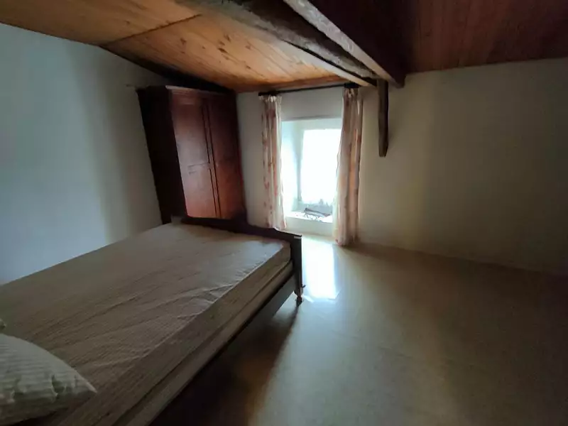 Maison, 196 m²