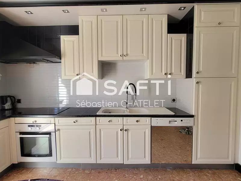 Maison, 171 m²