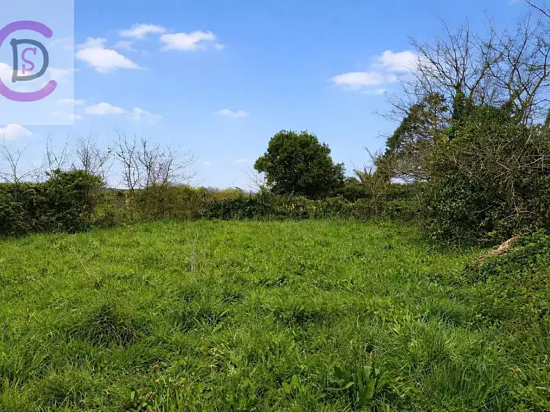Terrain, 725 m²