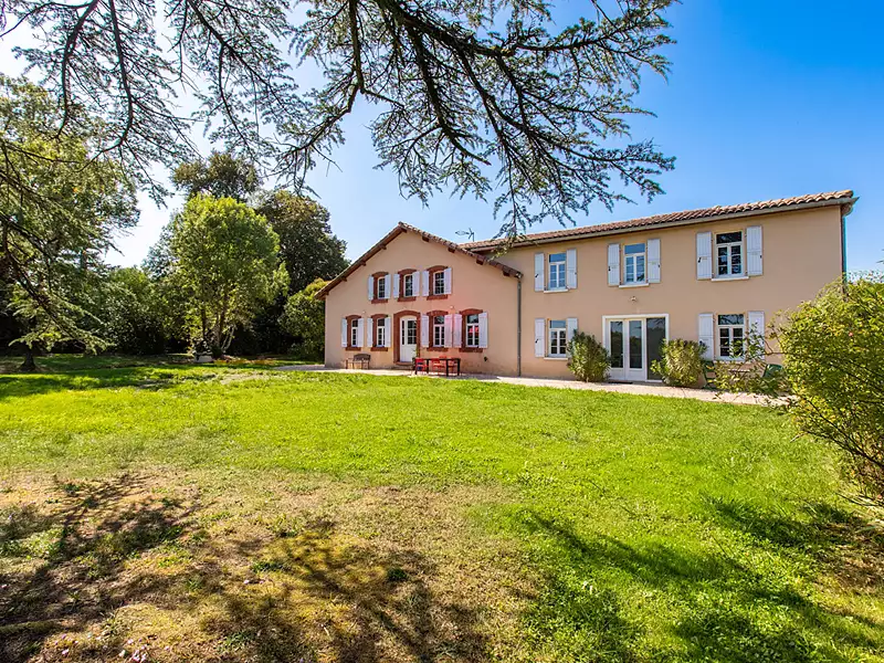 Maison, 259 m²