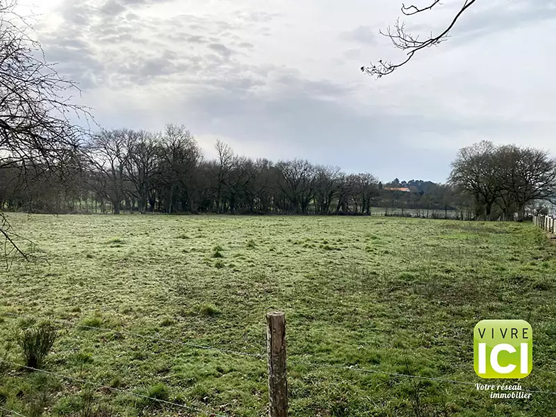 Terrain, 2 180 m²