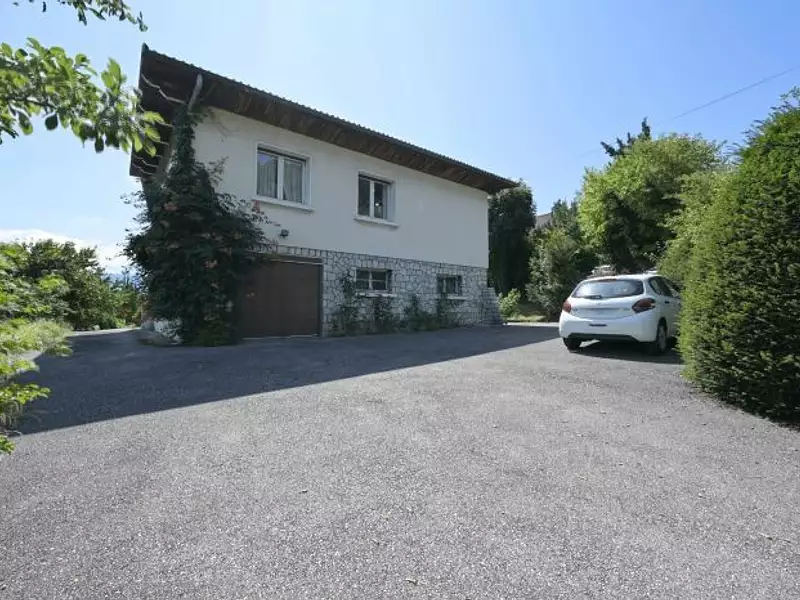 Maison, 187 m²