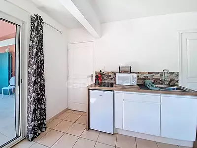 Maison, 196 m²