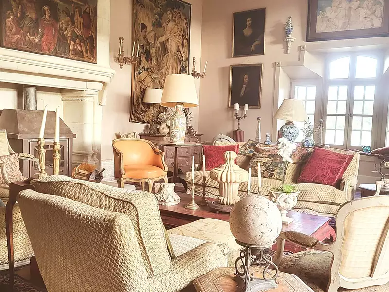 Maison, 590 m²