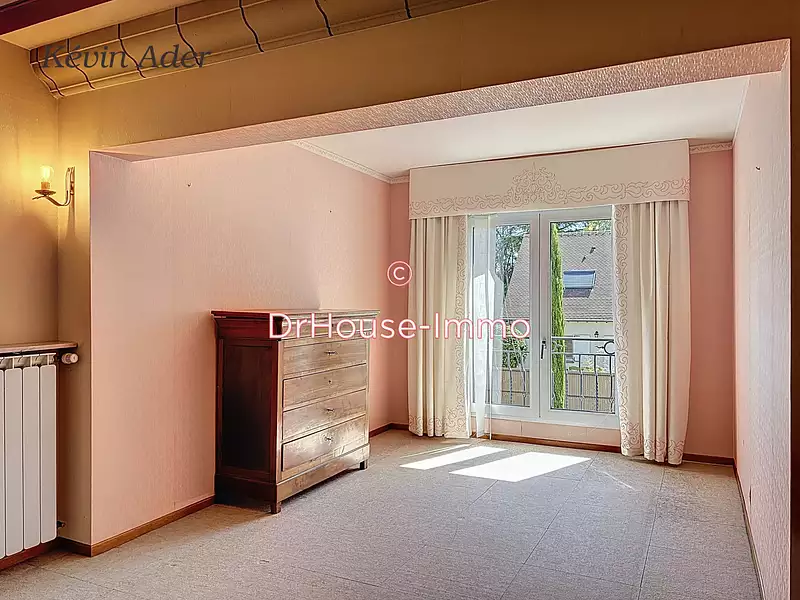 Maison, 245 m²