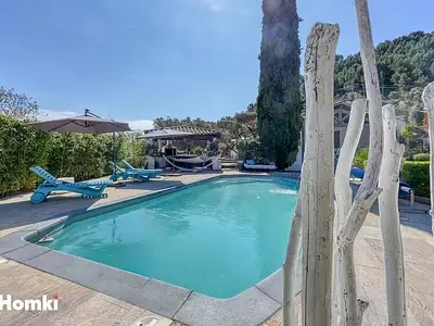 Maison, 207 m²