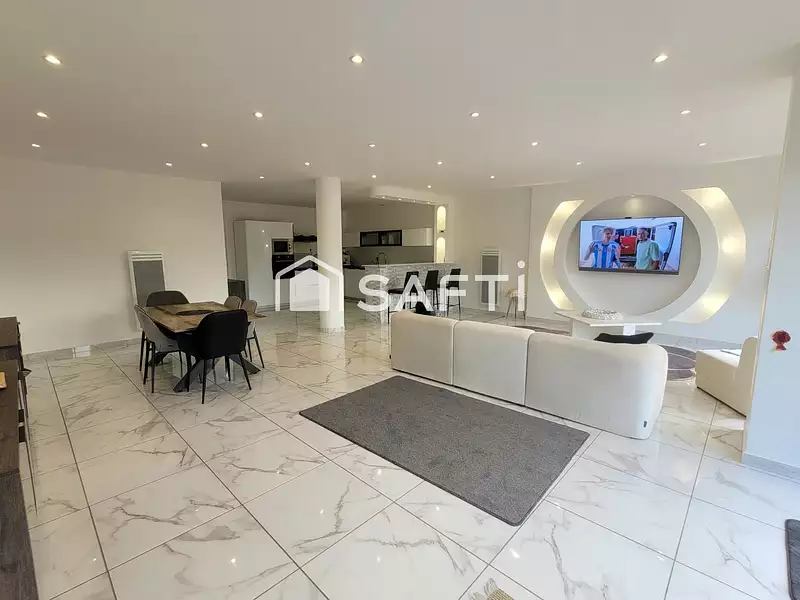 Maison, 135 m²