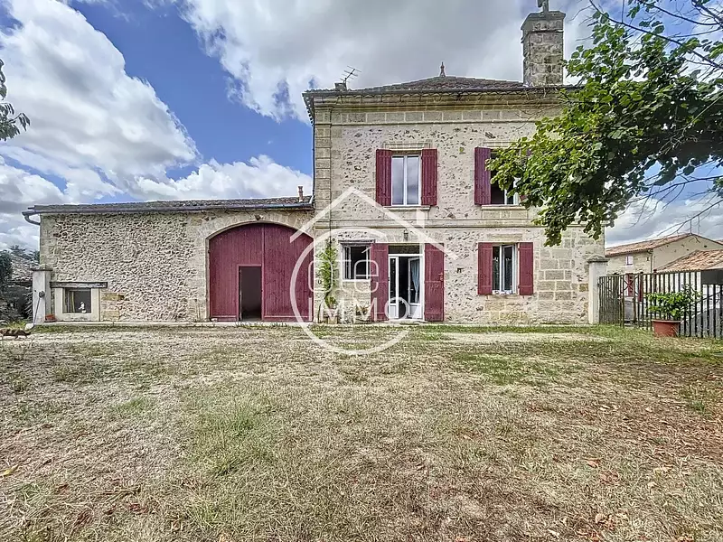 Maison, 163 m²