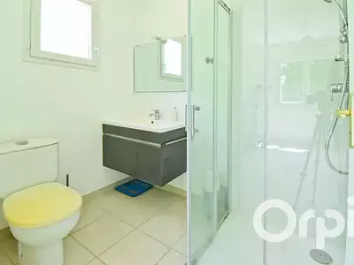 Maison, 220 m²