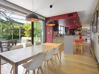 Maison, 215 m²