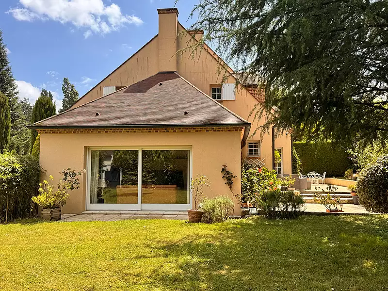Maison, 219 m²