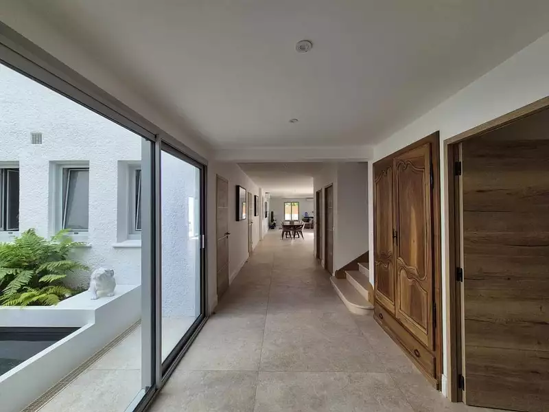 Maison, 250 m²