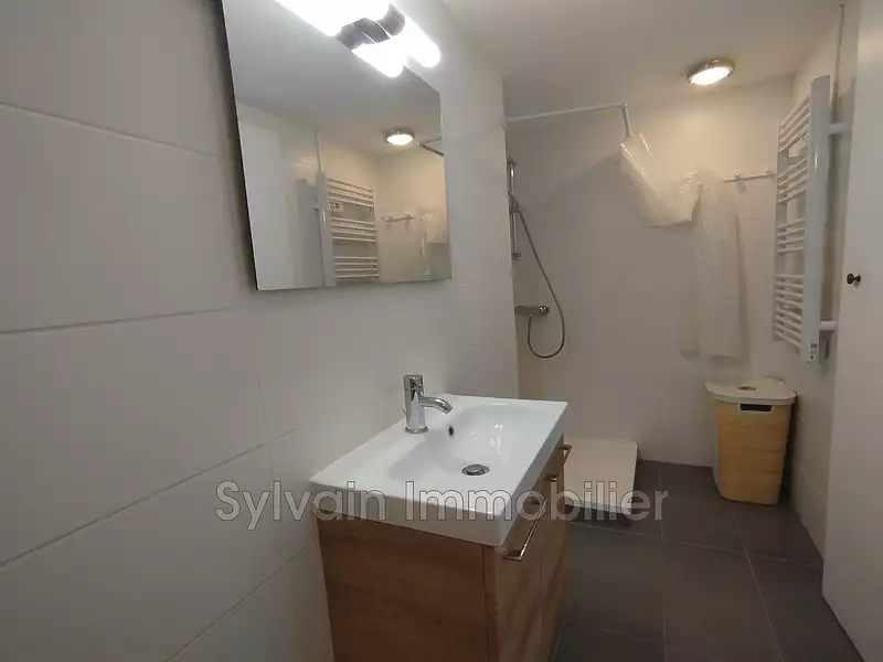 Maison, 220 m²