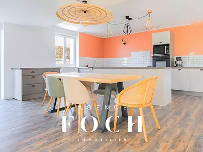 Maison, 155 m²
