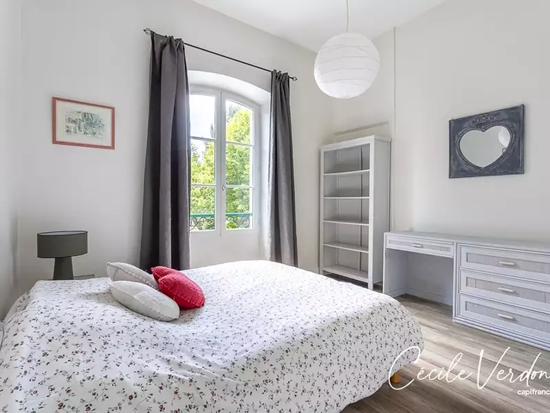 Maison, 280 m²