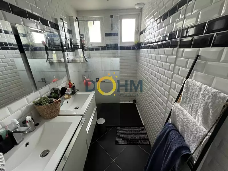 Maison, 160 m²