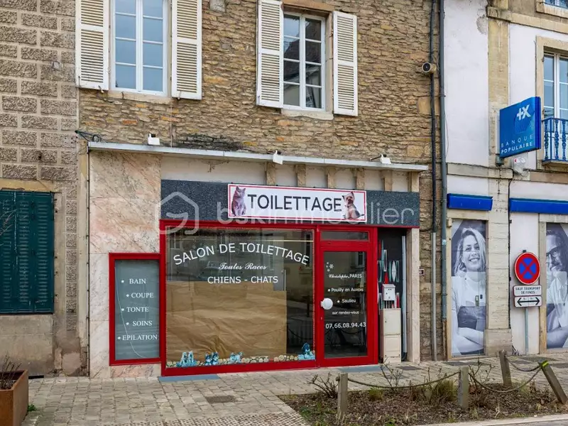 Immeuble, 240 m²