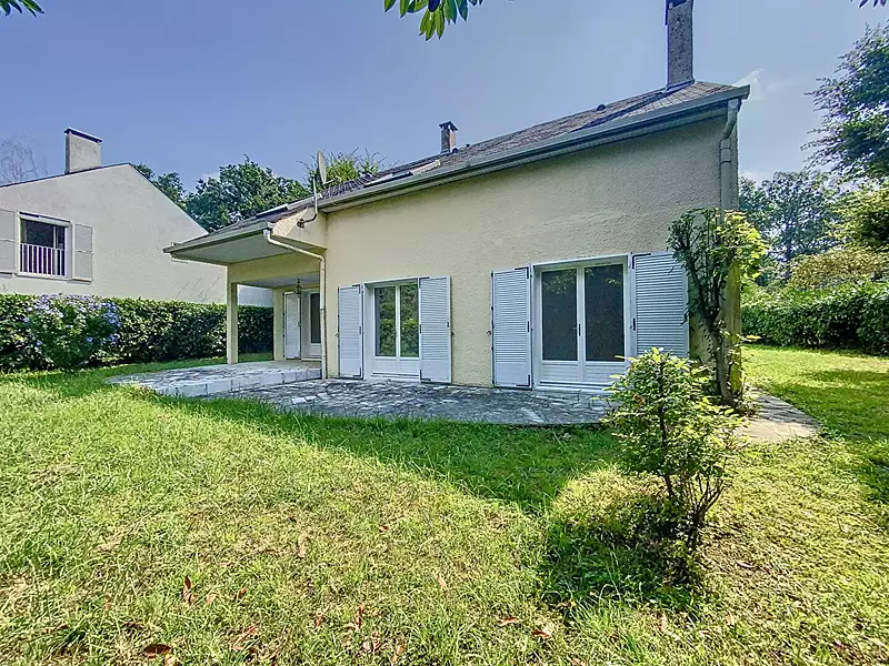 Maison, 185 m²